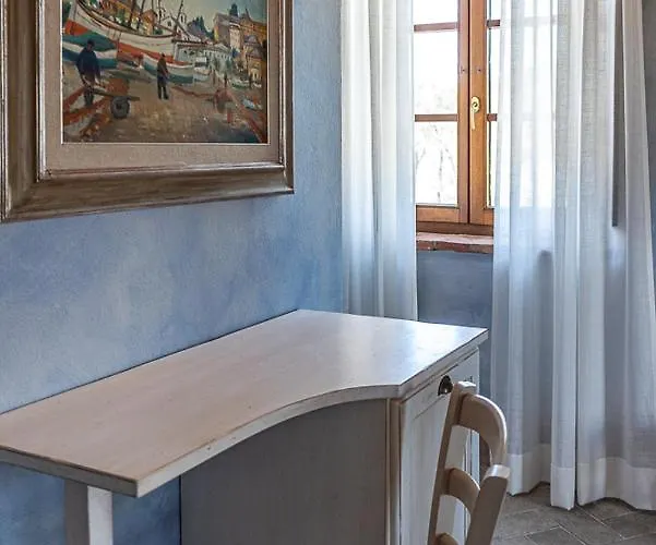 شقة Tuscany Stylish With Pool Borgo Pian Di Sala سان جيمينيانو