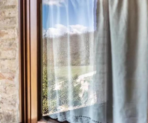 شقة Tuscany Stylish With Pool Borgo Pian Di Sala سان جيمينيانو